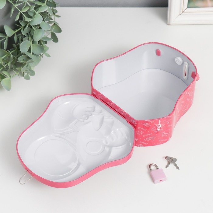 Копилка металл с замочком Копилка металл с замочком "Космонавт мальчик/девочка" МИКС 6,5х15,5х16,6 см