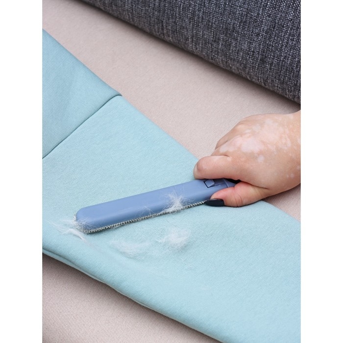 Щётка для окон Raccoon, длина 44 см, велюровая насадка 18,2×6,5 см, щётка для одежды 18,2×2 см, пластиковая щётка 2×14,5 см, силиконовый сгон 18,2 см Щётка для окон Raccoon, длина 44 см, велюровая насадка 18,2×6,5 см, щётка для одежды 18,2×2 см, пластиковая щётка 2×14,5 см, силиконовый сгон 18,2 см