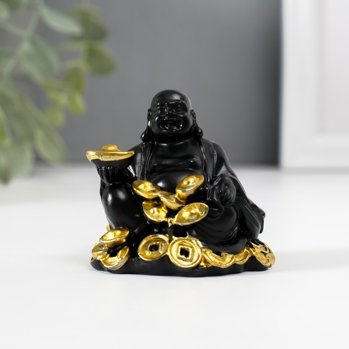 Нэцкэ полистоун  Нэцкэ полистоун "Хотей с золотыми слитками и монетами" чёрный 4х5,7х5,5 см