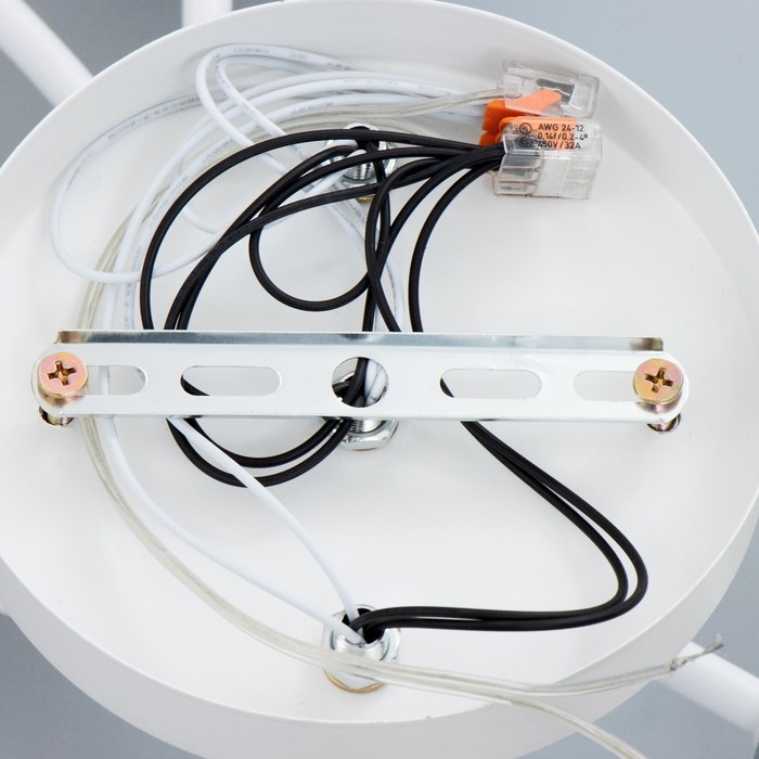 Люстра Люстра "Гелла" 6хЕ27 40Вт бело-хромовый 62х45х27 см BayerLux