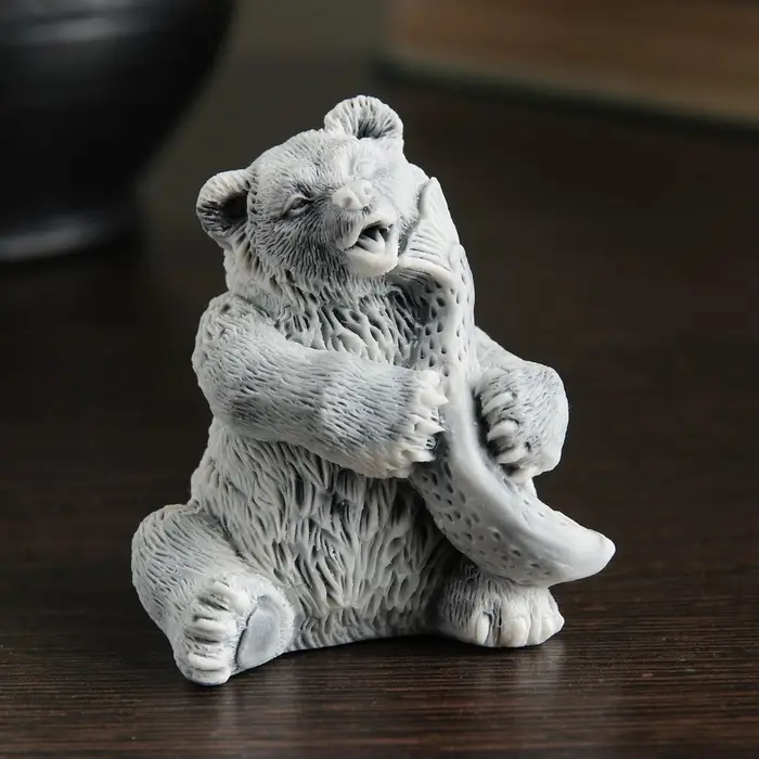 Фигурка &laquo;Медвежонок с рыбой&raquo;, 6.5 см, МИКС