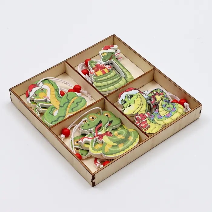 Елочные игрушки &laquo;Змея&raquo;, в деревянной подарочной упаковке, 12 шт.