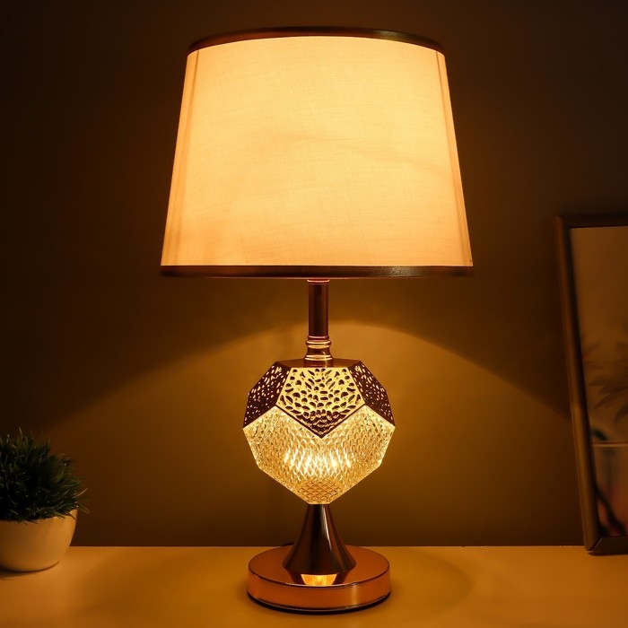 Настольная лампа с подсветкой Настольная лампа с подсветкой "Джемма" Е27 40Вт золото 25х25х45 см