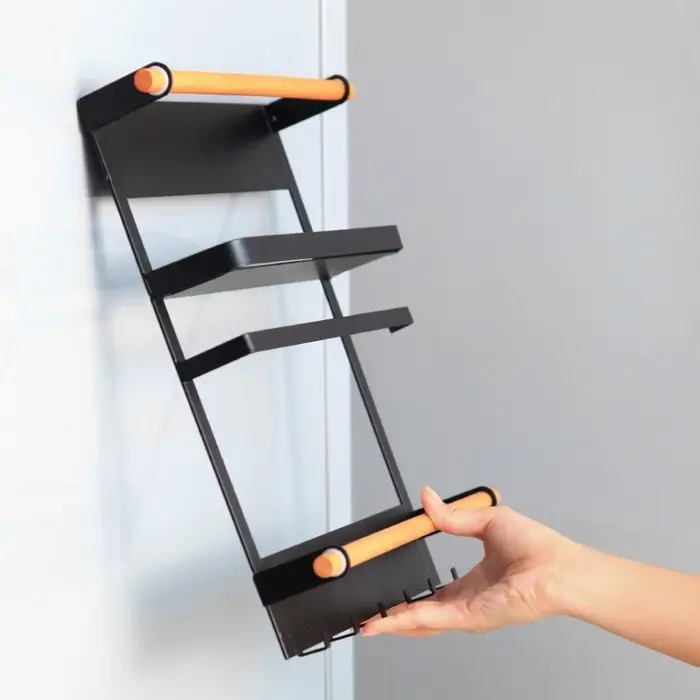 Держатель для кухонных принадлежностей на магните Доляна, 6 крючков, 4 направляющих, 34&times;24.5&times;6.5 см, коричневый