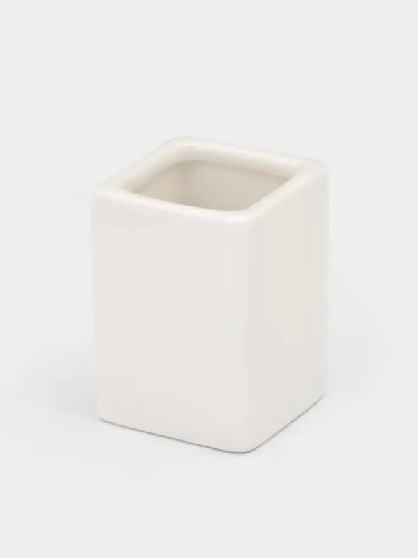 Подставка для зубочисток Magistro &laquo;Бланш&raquo;. 4&times;5 см, фарфор, белая