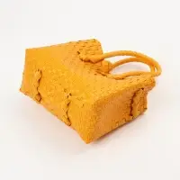 Сумка плетёная пластиковая, 23&times;11&times;30 см, жёлтая