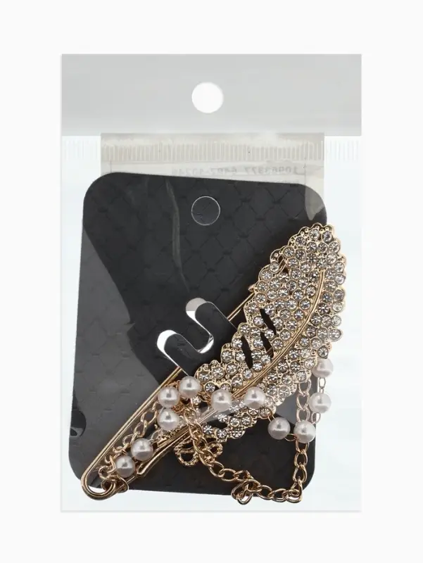 Булавка &laquo;Перо&raquo; в стразах, цепочка, жемчуг, L=7.5 см, цвет белый в золоте