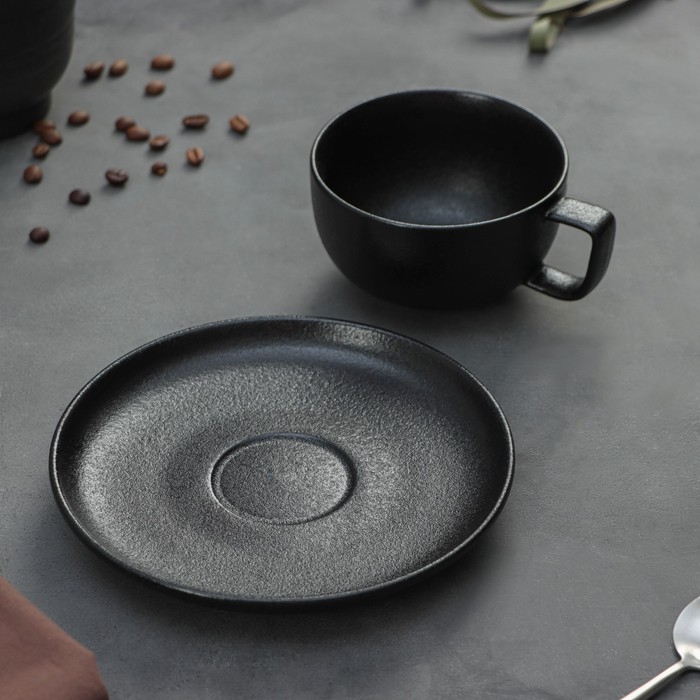 Чайная пара фарфоровая Magistro Carbon, 2 предмета: чашка 250 мл, блюдце d=16,4 см, цвет чёрный Чайная пара фарфоровая Magistro Carbon, 2 предмета: чашка 250 мл, блюдце d=16,4 см, цвет чёрный