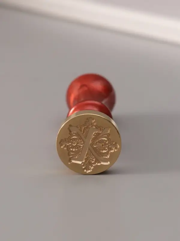 Печать для сургуча с пластиковой ручкой &laquo;Буква X на вензеле&raquo;, 2.5&times;2.5&times;6.3 см