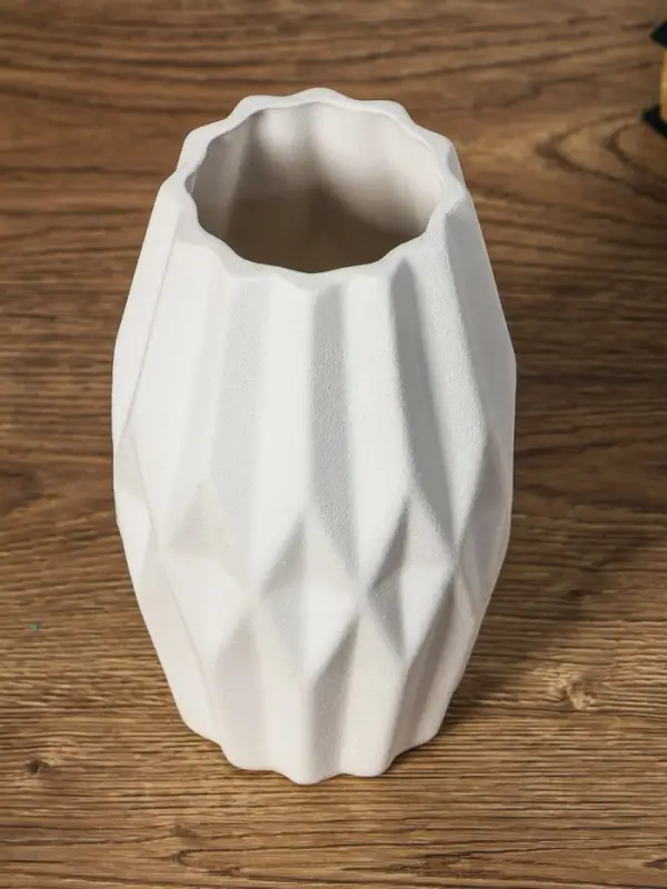 Ваза керамика настольная Ваза керамика настольная "Абиджил" геометрия, h=20х11, d=7,5 см, белый