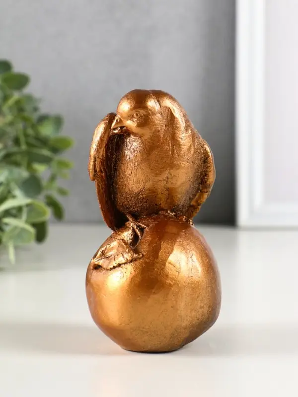 Фигурка гипс &laquo;Птица на яблоке&raquo;, 13 см, под бронзу