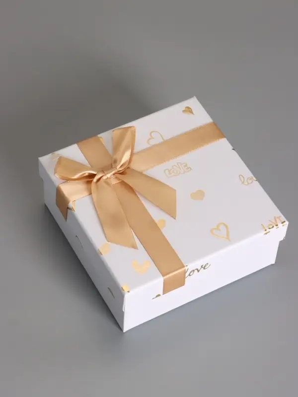 Наборок коробок 3 в 1 прямоугольные 19*19*9.8 17*17*8.0 15*15*6.5 см