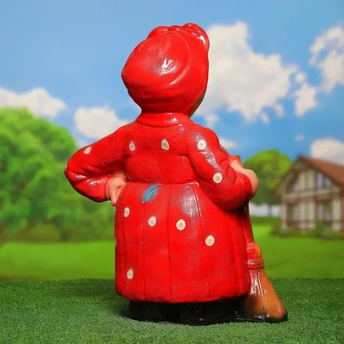 Садовая фигура из гипса «Тёща с метлой средняя», 59×25×40 см, МИКС Садовая фигура из гипса «Тёща с метлой средняя», 59×25×40 см, МИКС