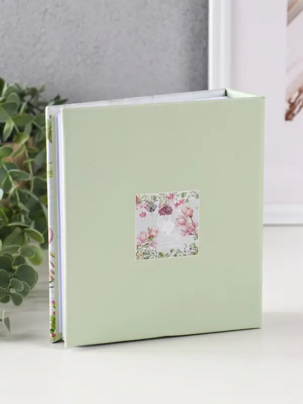 Фотоальбом 100 фото "Нежные цветы" 10X15см, бум.карм.с мемо, клеевой пер-т