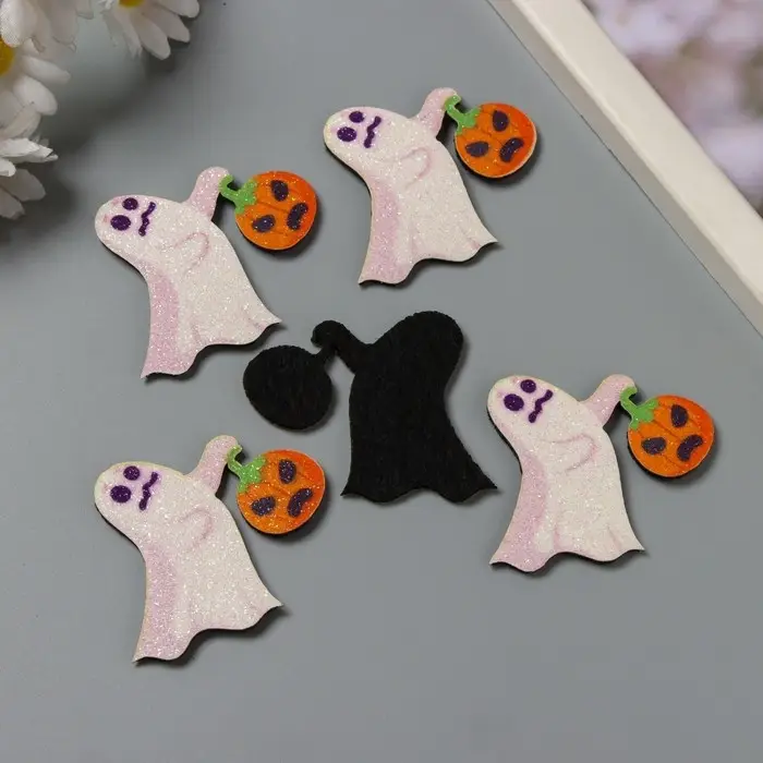 Декор для творчества войлок блеск Декор для творчества войлок блеск "Приведение с тыквой" 4,5х5 см