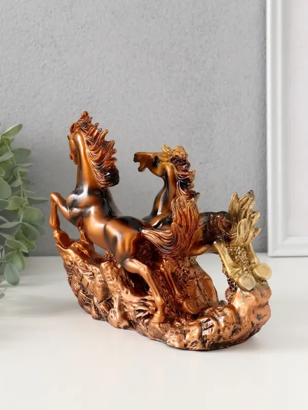 Сувенир полистоун Сувенир полистоун "Дикие лошади скачут в прериях" под бронзу 20х5,5х15 см