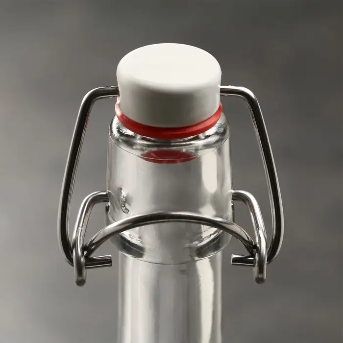 Бутылка с бугельной крышкой для настоек &laquo;Непробиваемая. 3 пули&raquo;, 1 л