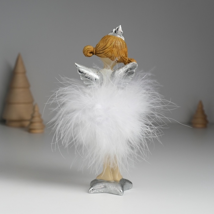 Сувенир полистоун Сувенир полистоун "Ангелочек в белом платье на звёздочке" стоит 6х4х16,5 см