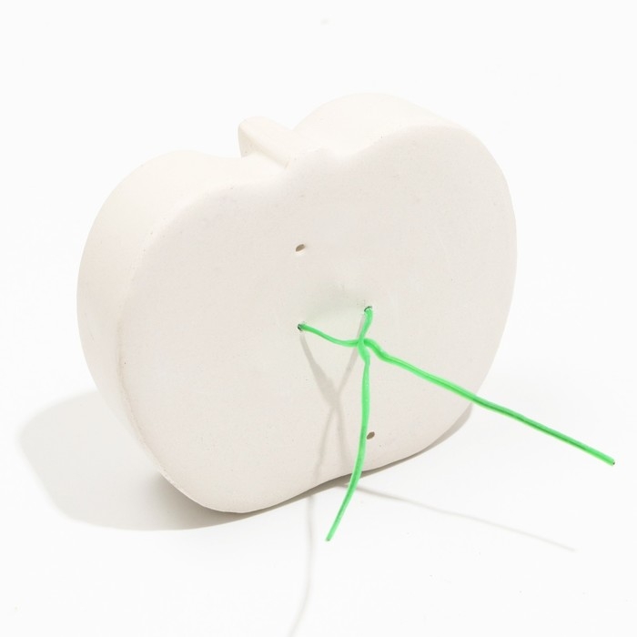 Минеральный камень для грызунов, яблоко, 70 г Минеральный камень для грызунов, яблоко, 70 г