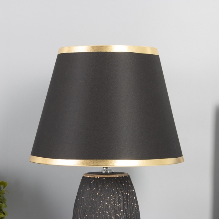 Лампа настольная Лампа настольная "Клойд" 1х40Вт Е27 черный/золото 25х25х40см