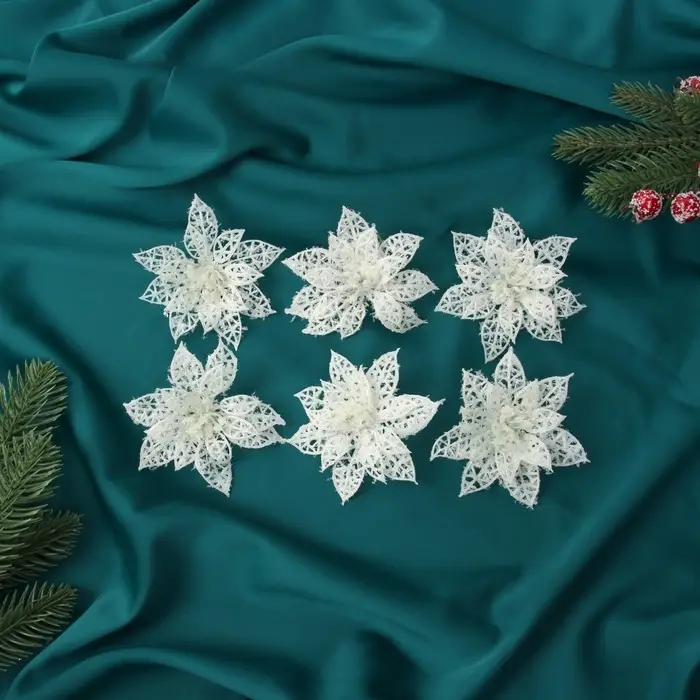 Ёлочные игрушки 6 шт. «Зимнее волшебство. Цветы заснеженные» пластик, резные, 7.5 см, белый