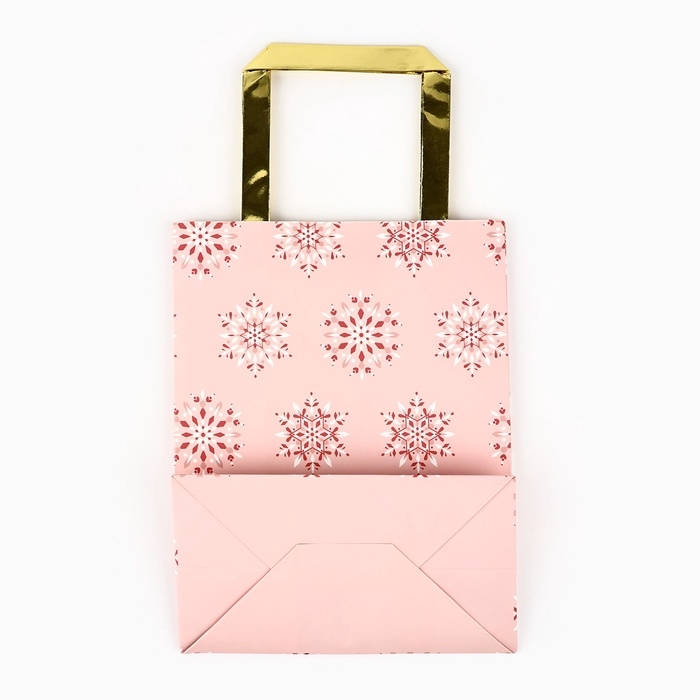 Пакет подарочный новогодний ламинированный «Танец снежинок», MS 23 x 18 х 10 см Пакет подарочный новогодний ламинированный «Танец снежинок», MS 23 x 18 х 10 см