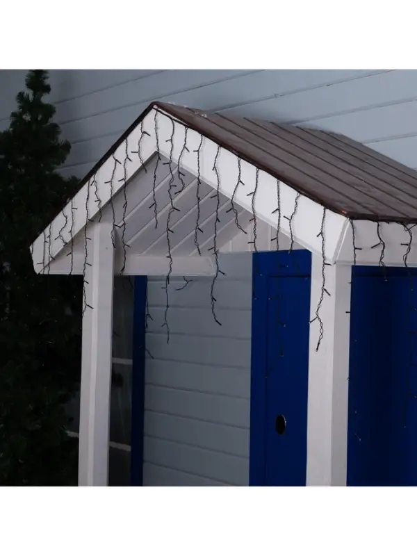 Гирлянда &laquo;Бахрома&raquo; 3&times;0.6 м, IP44, УМС, тёмная нить, 160 LED, свечение синее, мерцание белым, 220 В