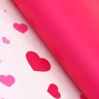 Пленка для цветов, "Сердца на белом", барби, 57х57 см