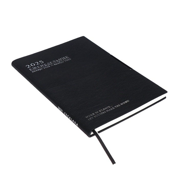Еженедельник датир 2025г мягк обл иск кож А6+ 80л ESCALADA, тис ф, кр бл 70 г/м², чёрный Еженедельник датир 2025г мягк обл иск кож А6+ 80л ESCALADA, тис ф, кр бл 70 г/м², чёрный