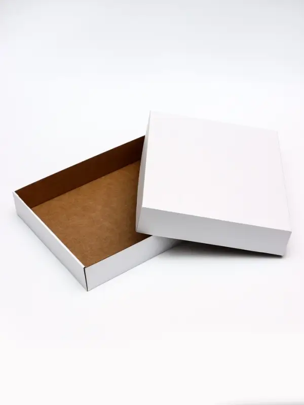 Коробка сборная без печати крышка-дно белая без окна 37&times;32&times;7 см