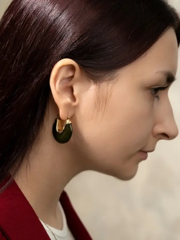 Серьги большие &laquo;Стиль. Подкова&raquo;, акрил, зелёные в золоте