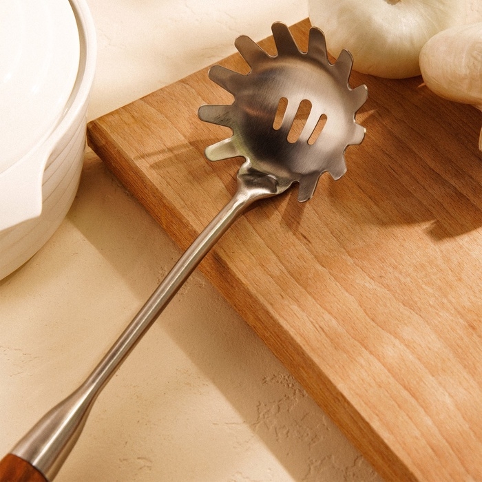 Ложка для спагетти Sima-Land Home 34х8,5 см, Рустик, цвет серебряный Ложка для спагетти Sima-Land Home 34х8,5 см, Рустик, цвет серебряный