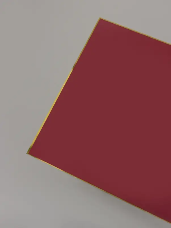 Пленка для цветов и букетов &laquo;Кайма с тиснением&raquo;, винная, 57&times;57 см