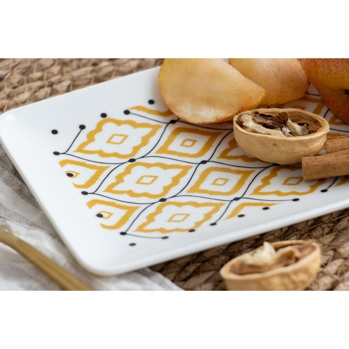Блюдо керамическое «Орнамент», 20.5 х 12.5 х 1.8 см, цвет белый Блюдо керамическое «Орнамент», 20.5 х 12.5 х 1.8 см, цвет белый