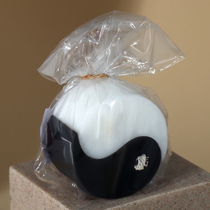 Свеча интерьерная «Инь-Ян», черно-белая Свеча интерьерная «Инь-Ян», черно-белая