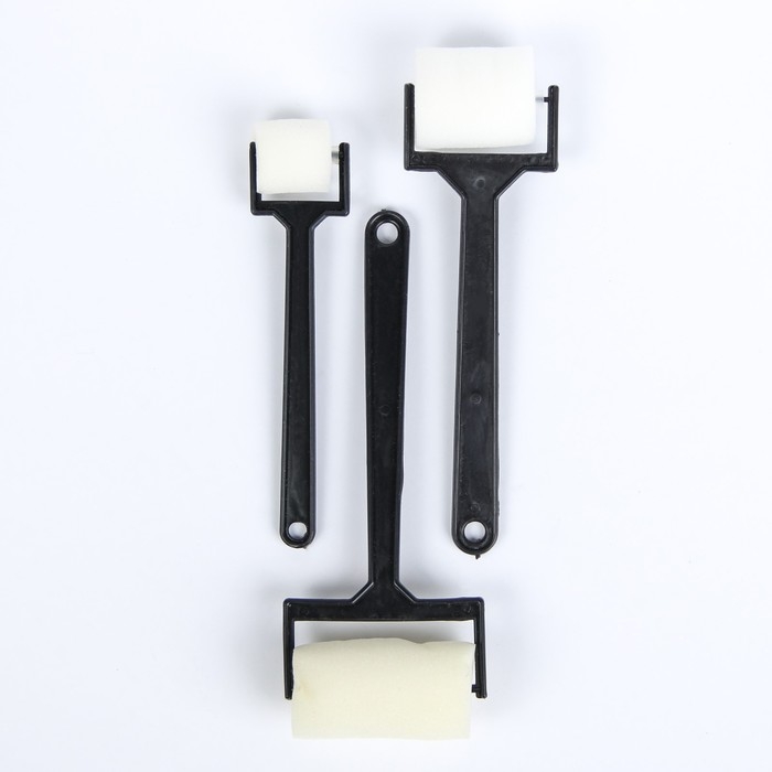 Набор роликов поролоновых, 3 штуки (6 см, 4 см 2,5 см) Набор роликов поролоновых, 3 штуки (6 см, 4 см 2,5 см)