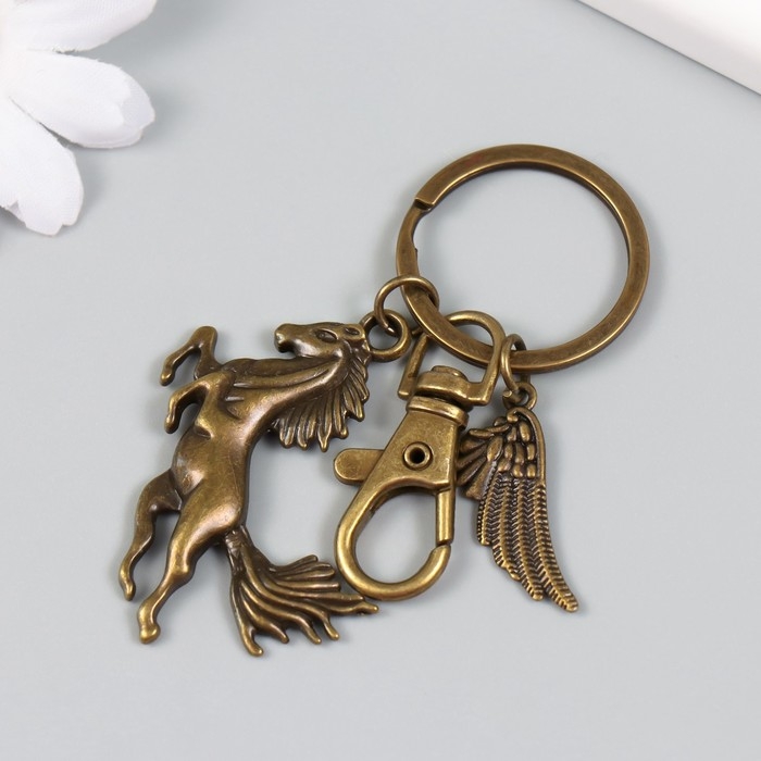 Брелок металл с карабином "Крыло и конь" бронза 8 см