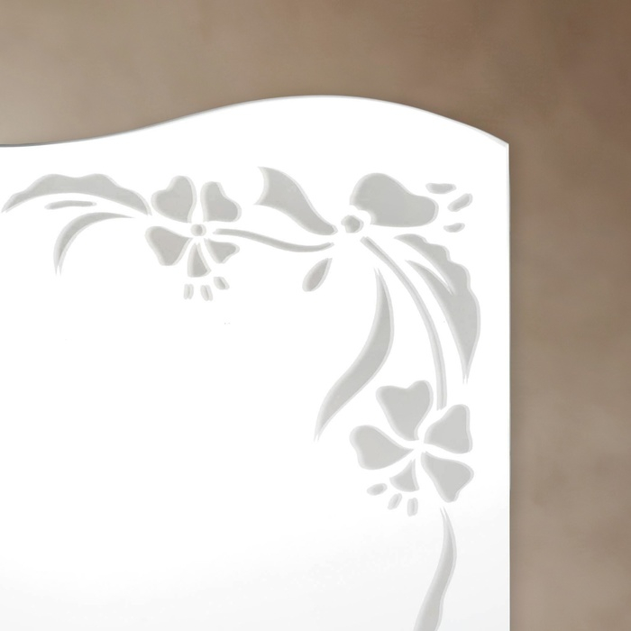 Зеркало, настенное, с пескоструйной графикой, с полкой 55х40 см Зеркало, настенное, с пескоструйной графикой, с полкой 55х40 см