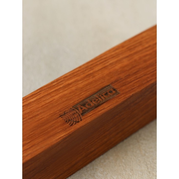 Табличка настольная «Зарезервировано/Reserved», 18×4×4 см, дуб Табличка настольная «Зарезервировано/Reserved», 18×4×4 см, дуб