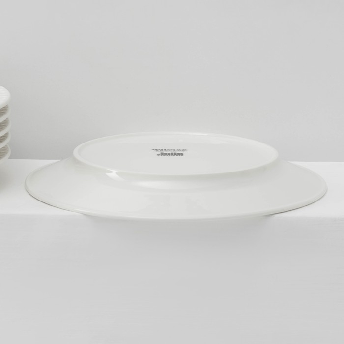 Набор тарелок обеденных фарфоровых Wilmax «Юлия Высоцкая», 6 предметов: d=25,5 см, цвет белый Набор тарелок обеденных фарфоровых Wilmax «Юлия Высоцкая», 6 предметов: d=25,5 см, цвет белый