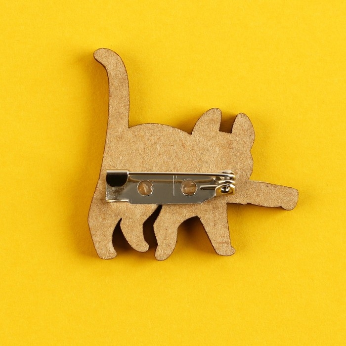 Значок деревянный «Не беси меня», серия мемы , 3,5 х 3,3 см Значок деревянный «Не беси меня», серия мемы , 3,5 х 3,3 см