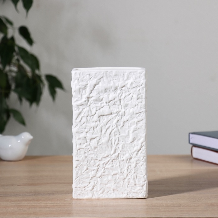 Ваза керамика настольная Ваза керамика настольная "Блейз" геометрия, 19,5х11 см, белый