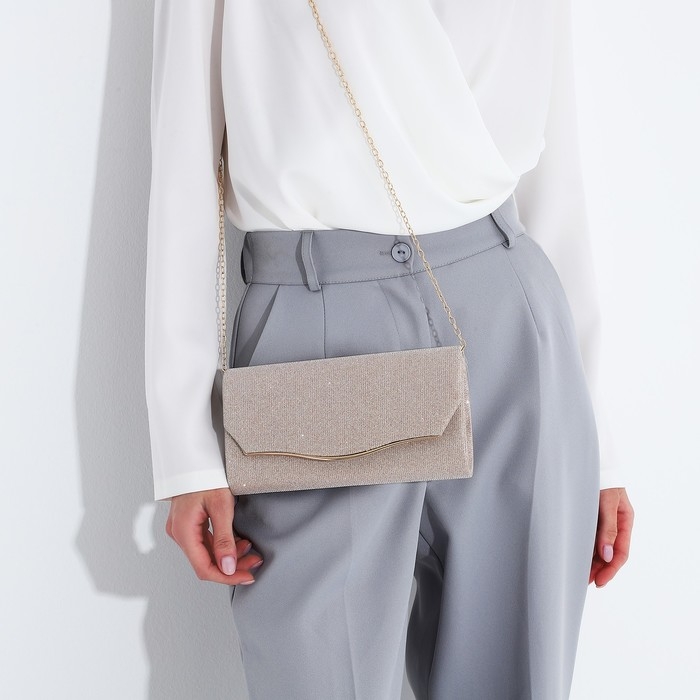 Сумка-клатч на магните, цвет бежевый