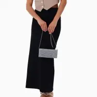 Сумка-клатч вечерняя на магните, на серебристой цепочке, светло-серая