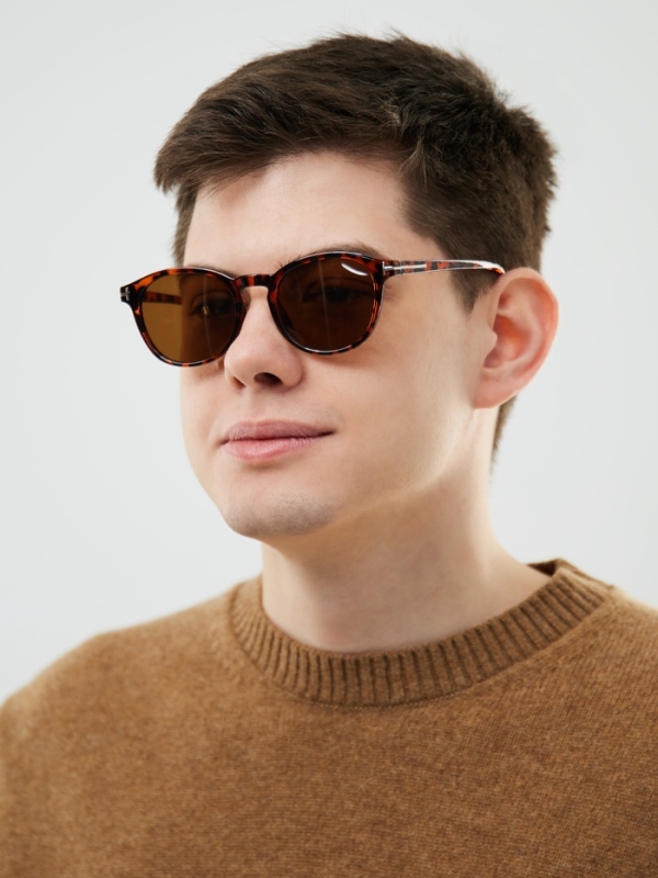 Очки солнцезащитные женские, uv 400, ширина 14.1 см, дужка 13.5 см, линза 6 х 5.1 см Очки солнцезащитные женские, uv 400, ширина 14.1 см, дужка 13.5 см, линза 6 х 5.1 см