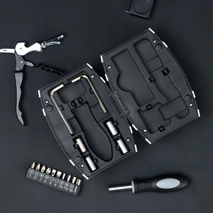 Набор инструментов в бочке «Лучшему мужчине», 19 предметов Набор инструментов в бочке «Лучшему мужчине», 19 предметов