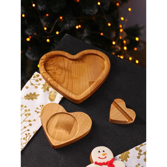 Подарочный набор деревянной посуды Adelica «Для тебя», тарелка 20×17 см, подставка под горячее и телефон, берёза Подарочный набор деревянной посуды Adelica «Для тебя», тарелка 20×17 см, подставка под горячее и телефон, берёза