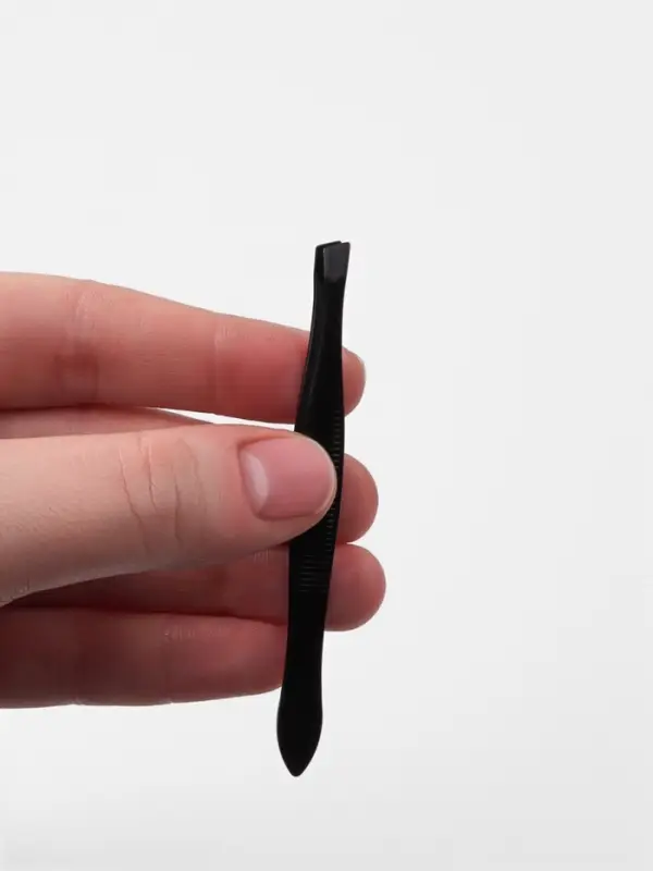 Пинцет скошенный, узкий, 8.5 см, чёрный
