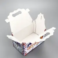 Подарочная новогодняя коробка &laquo;Зимпяя тройка в синем&raquo; 20&times;12&times;19 см