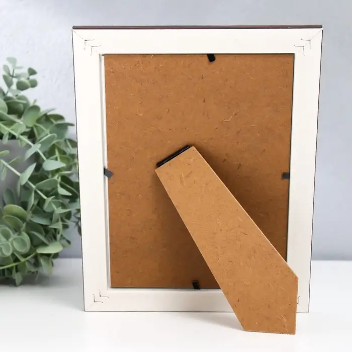 Фоторамка пластик 13х18 см Фоторамка пластик 13х18 см "Хаос. Прямые линии" под дерево 21х16 см